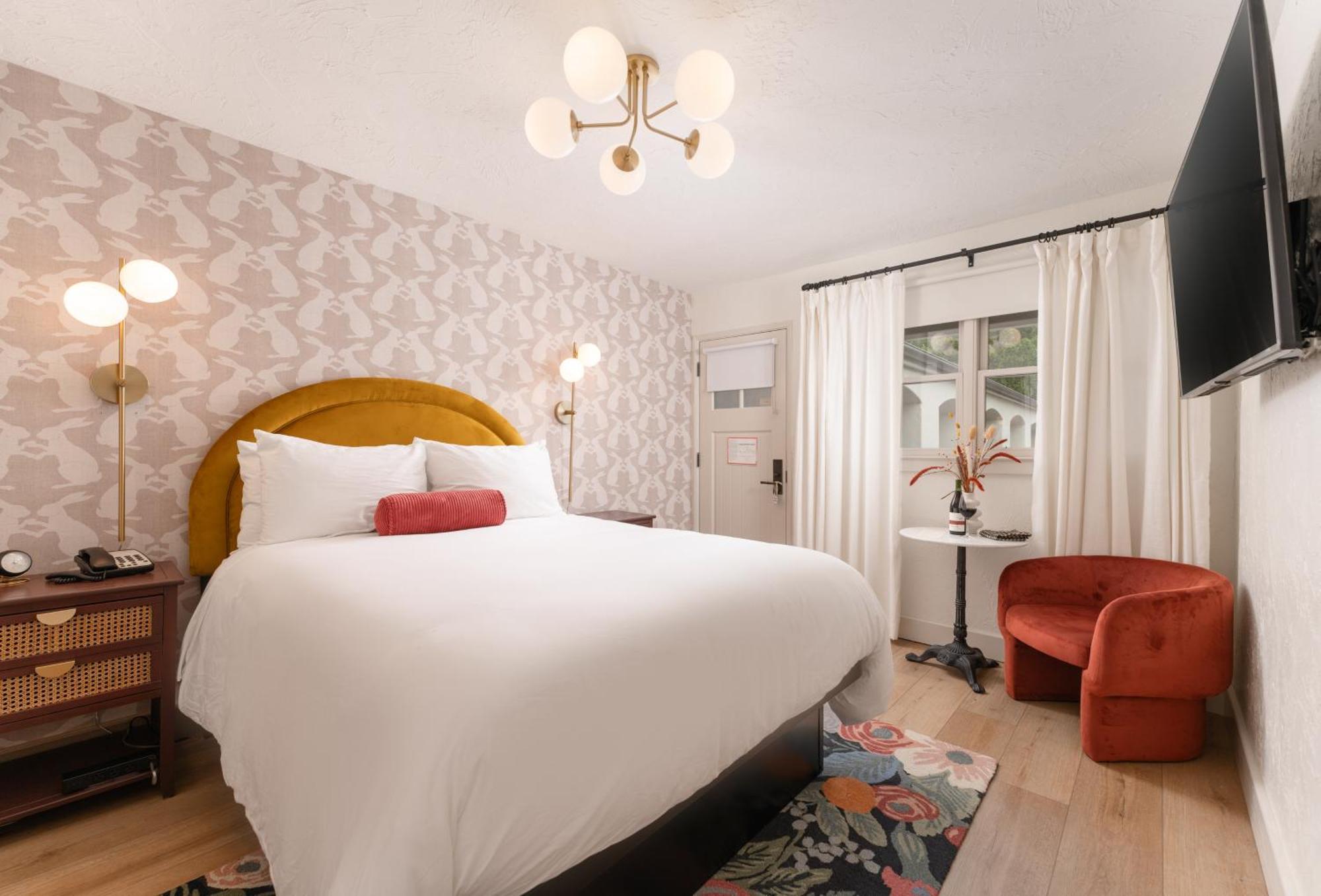 Bed and Breakfast Petit Soleil - Bed, Breakfast And Bar San Luis Obispo Exterior foto